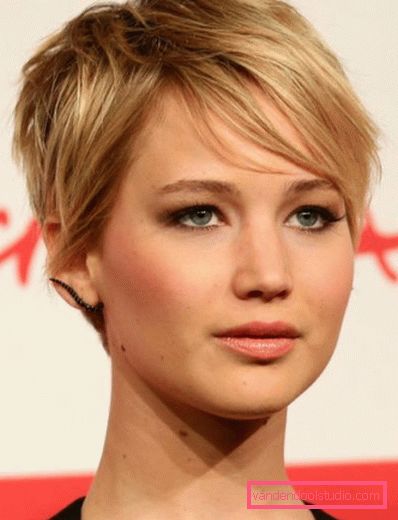 pixie haircut bilder blonde