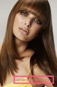 Beautiful cascading hårklipp for langt hår med bangs 2017 Vakre hårklipp for langt hår 2019