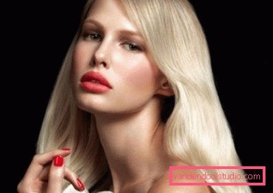 forførende blonde forførende blonde