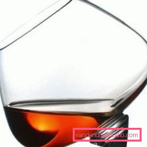 glass med alkohol glass med alkohol
