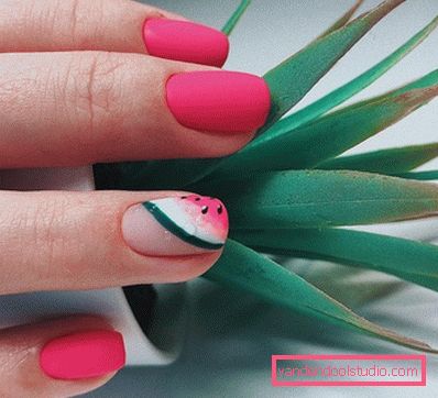 Fascinerende Matt Manicure 2019-2020