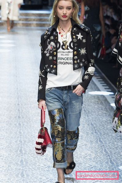 Stilig kvinners jeans kjærester 2019-2020 år