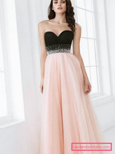 Den vakreste kjole for prom 2019-2020