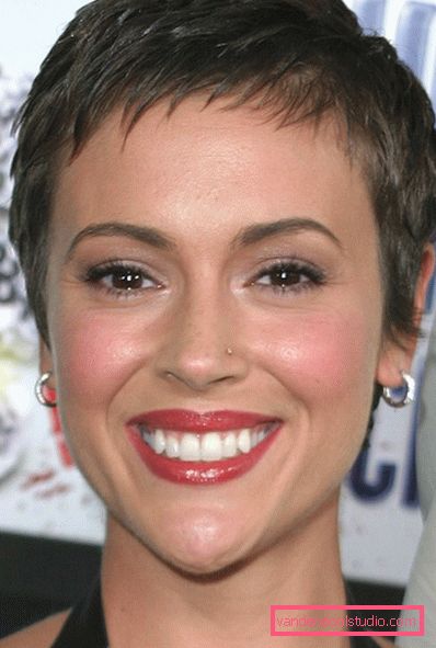 Delikate pixie haircuts