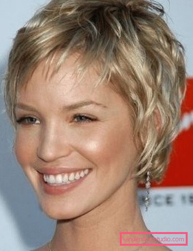 Delikate pixie haircuts