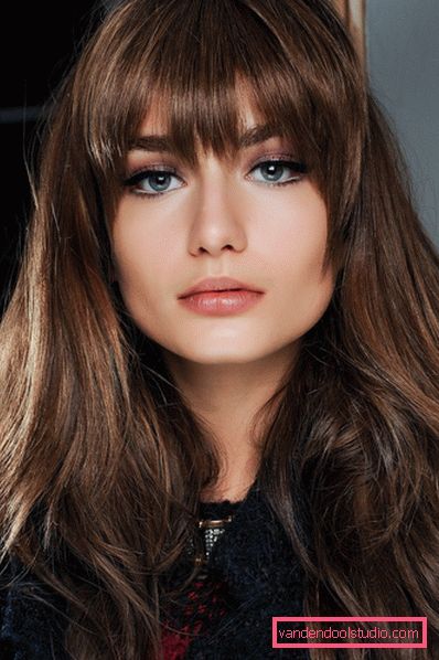 Originale hårklipp med bangs 2019-2020 år