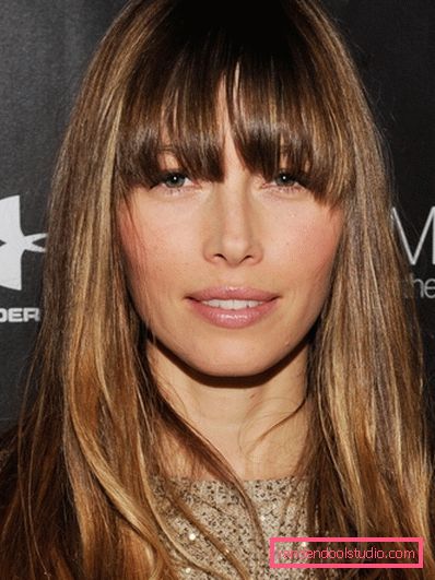 Originale hårklipp med bangs 2019-2020 år