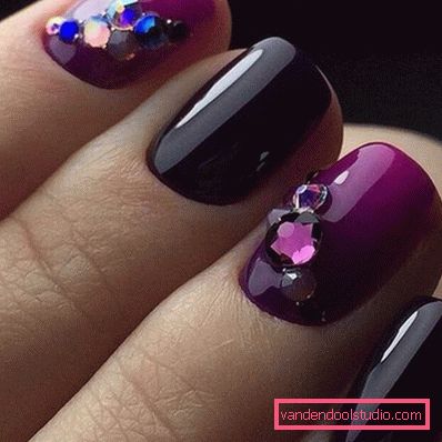 Herlig manikyr med rhinestones 2019-2020