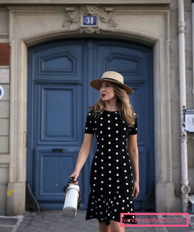 Hovedutskriften av 2019 sesongen er polka prikker