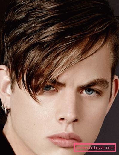 Menns haircuts med smell på siden Herre frisyrer på siden - praktisk og upåklagelig