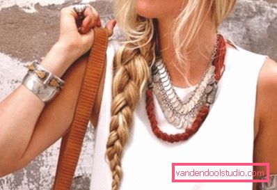 jente med en vakker pigtail jente med en vakker pigtail