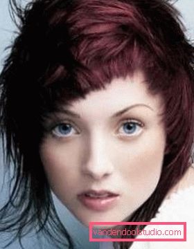 Skulder haircuts med bangs Populære og stilige hårklipp til skulderlengdehår 2019