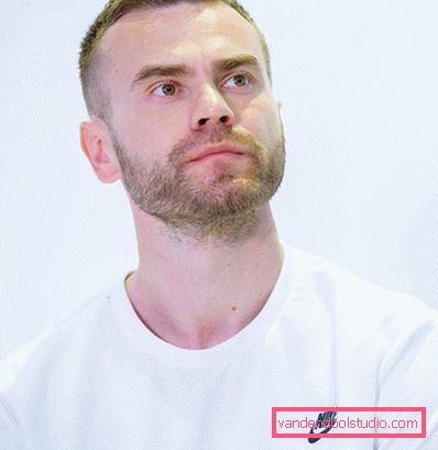 Igor Akinfeevs frisyre - bilde
