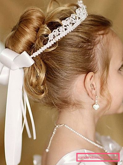 Frisyrer med tiara for jenter - topp 10 styling med krone