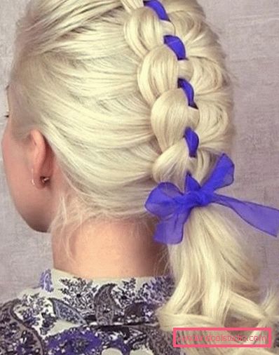 Braid veve langt hår med bånd Frisyrer med fletninger for langt hår