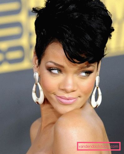 Den mest spektakulære hårklipperen Rihanna