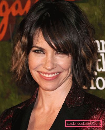 Den mest fasjonable bangs 2019 - haircuts med bangs for long