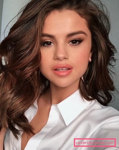 Frisyrer Selena Gomez Hårklipp og frisyrer Selena Gomez - de mest levende bildene