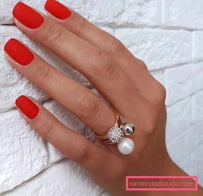 Manicure supernovae vår-sommer 2019-2020 - motetrender av sesongbasert neglont design