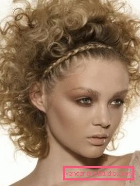 frisyrer på krøllete hår Hårvalg for krøllete hår - topp 10 beste styling for krøller